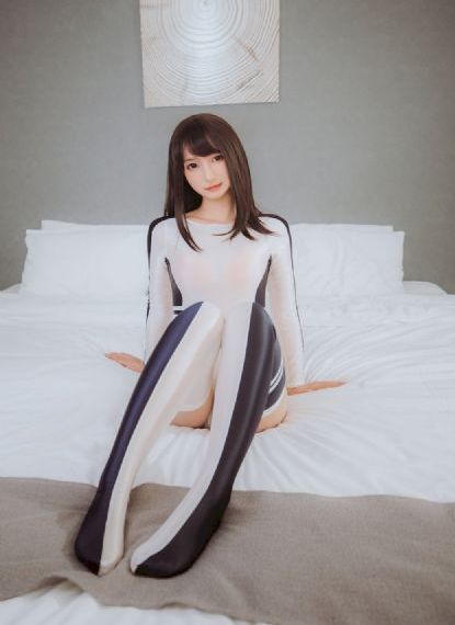 内衣工作室动漫_迅雷在线观看